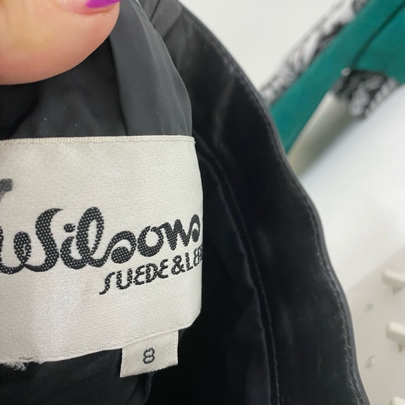 Vintage Wilson’s leather w two front pockets zip in back - Picture 3 of 3